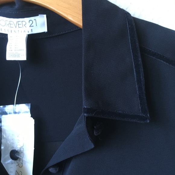 Forever 21 Button Down with Velvet Trim - Picture 3 of 3
